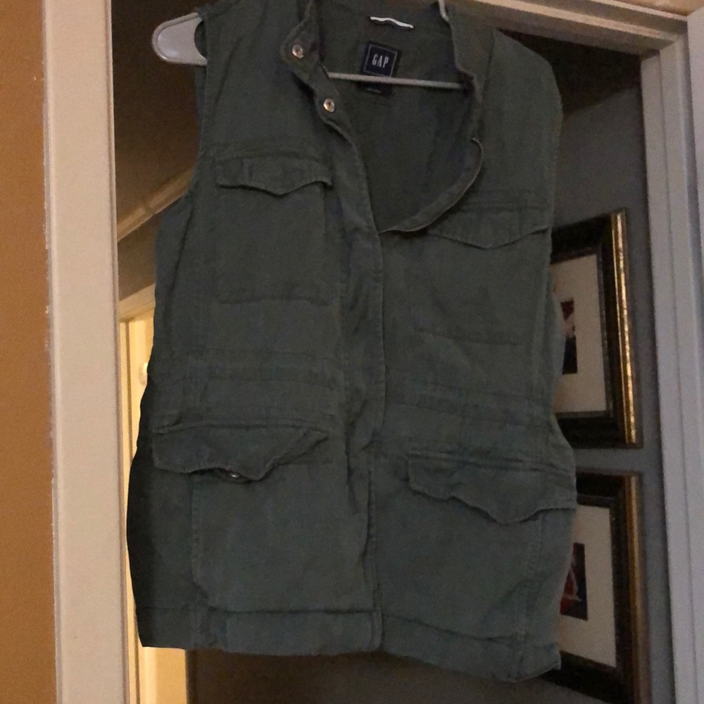 Gap Vest